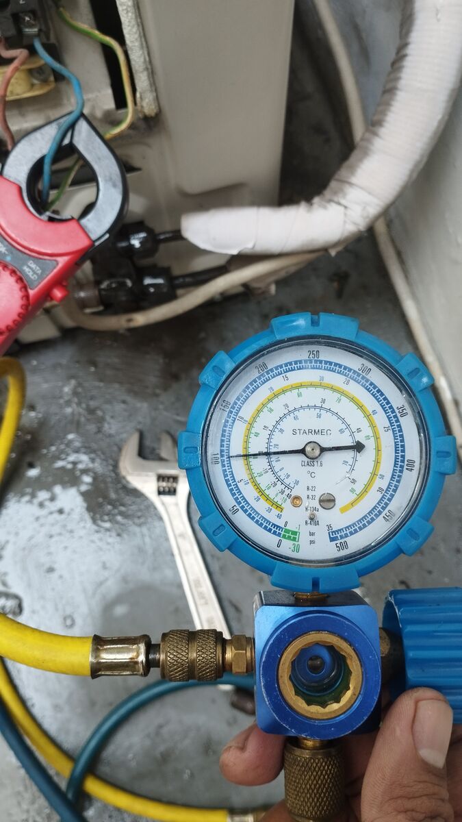 Service unit indoor AC untuk performa maksimal
